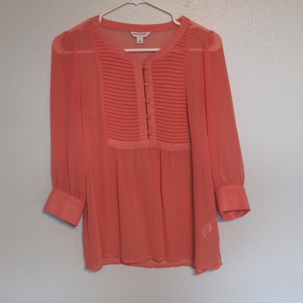Banana Republic size S, like new top! B1G1 Tops! - Picture 1 of 5